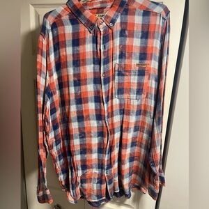 Men’s long sleeve shirt
